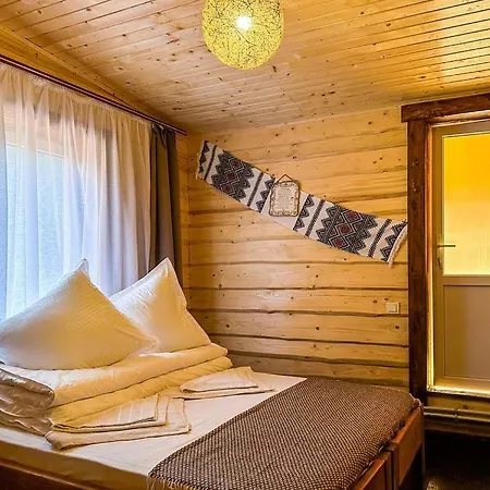Hotel йомойо